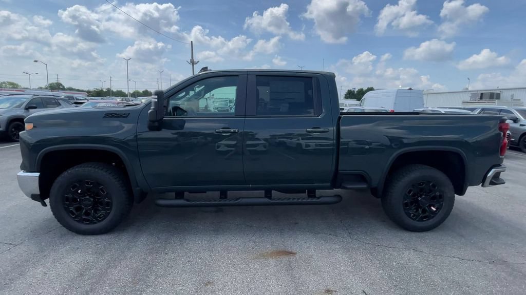 New 2026 Chevrolet Silverado 2500 LT w/ All Star Edition AWD/4WD image 7