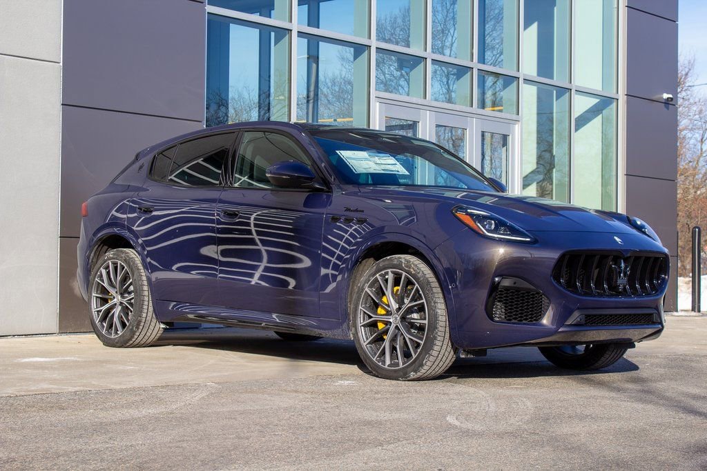 New 2026 Maserati Grecale Modena image 3