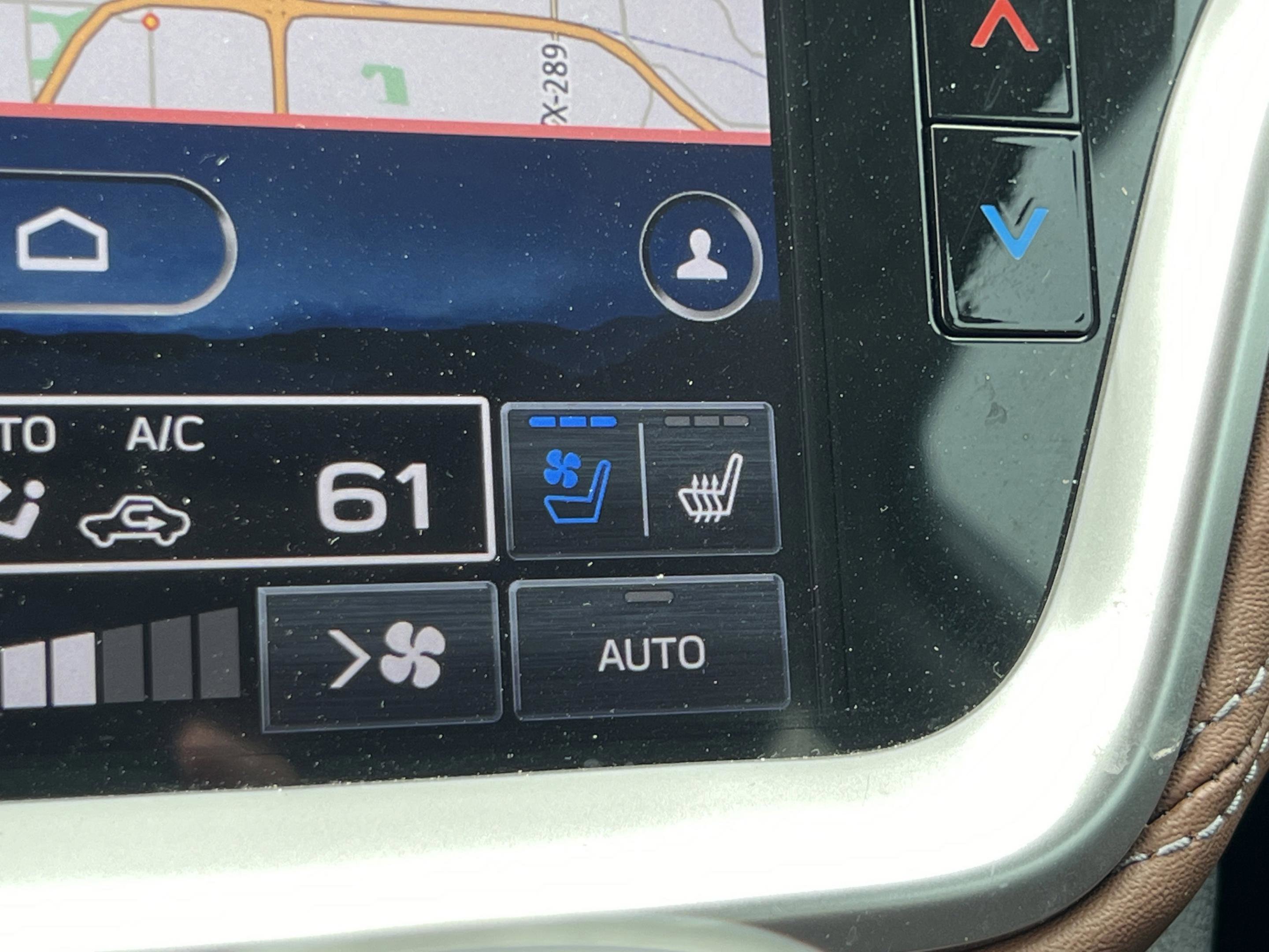 Used 2022 Subaru Outback Touring w/ Tech Package 2 image 9