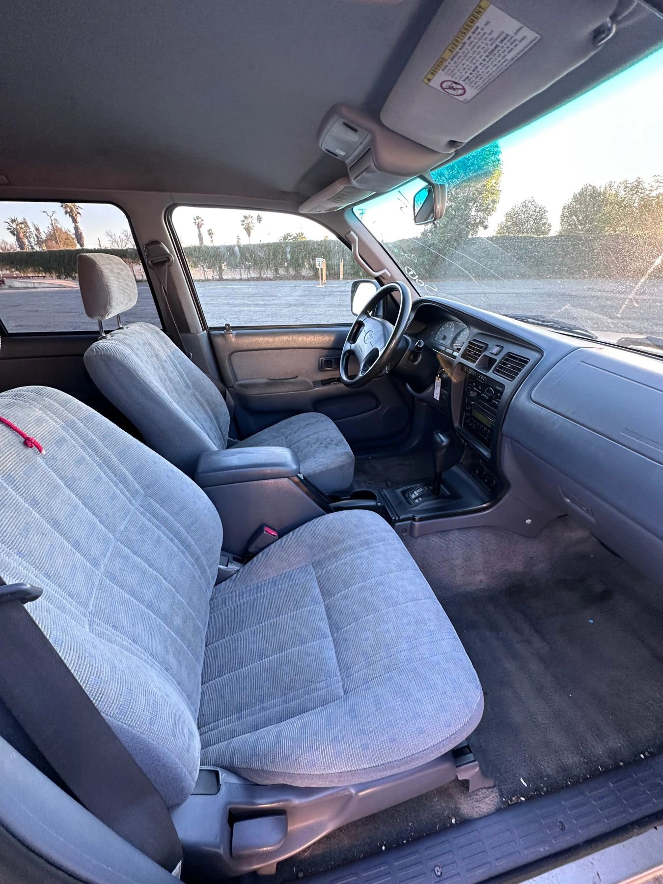 Used 2000 Toyota 4Runner Sport Utility 4D image 13