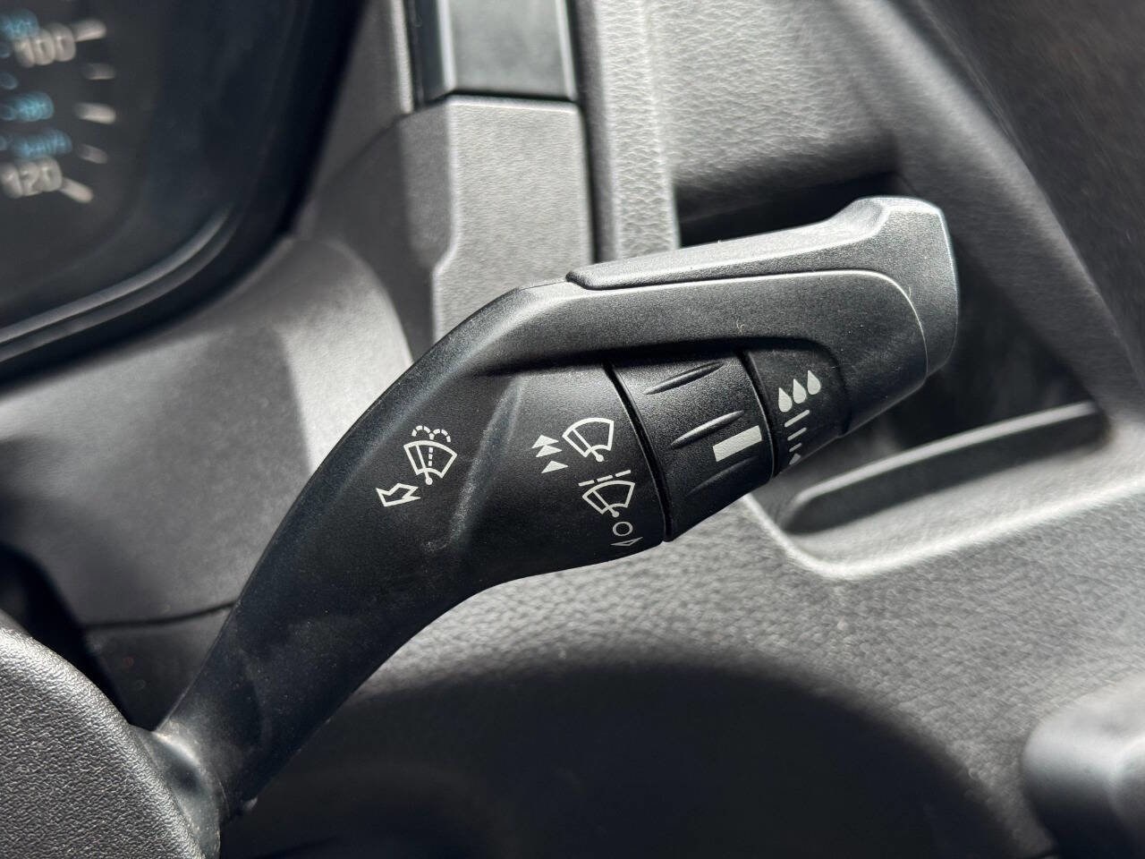 Used 2018 Ford Transit 250 148 Low Roof image 34