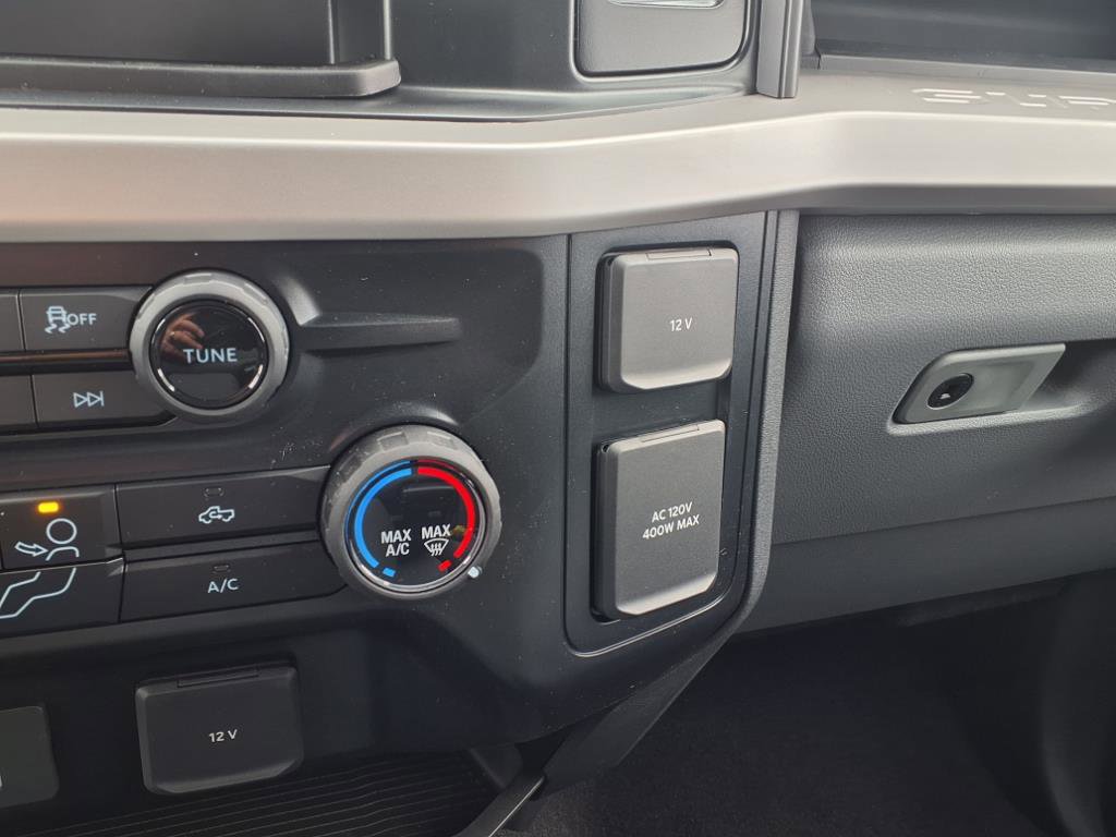 New 2025 Ford F350 XLT image 19