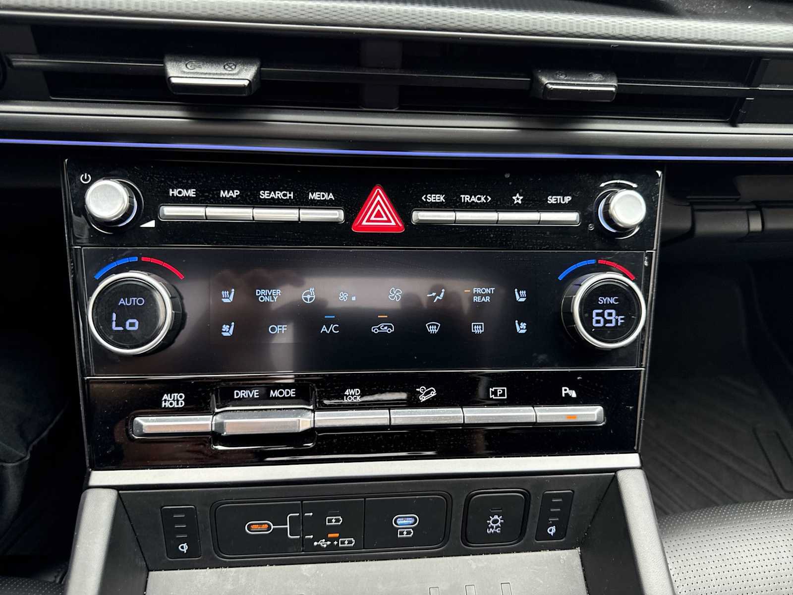 Used 2025 Hyundai Santa Fe Calligraphy AWD/4WD image 20