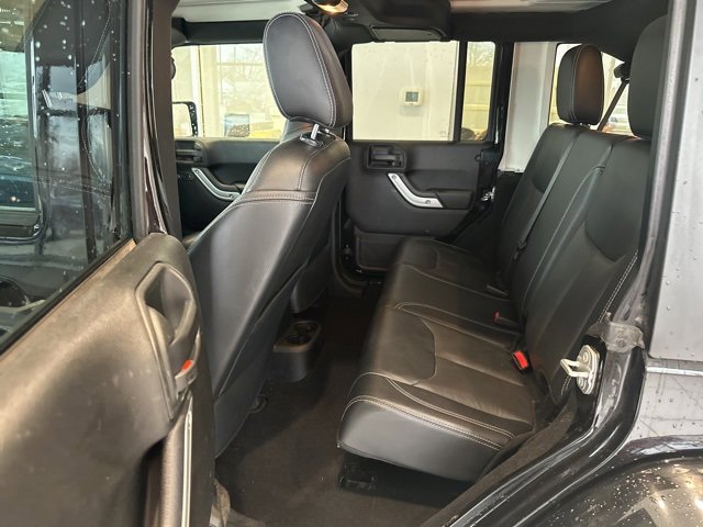 Used 2018 Jeep Wrangler Unlimited Sahara w/ Dual Top Group image 13