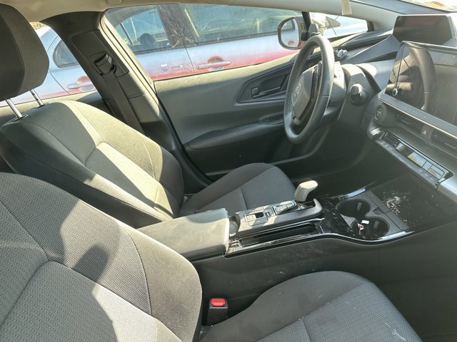 Used 2024 Toyota Prius LE image 5