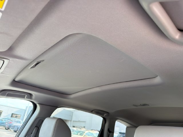 Used 2020 Honda CR-V EX-L image 16
