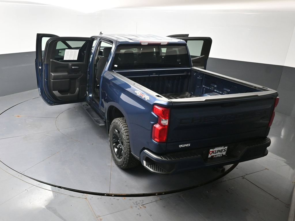 Used 2022 Chevrolet Silverado 1500 Custom w/ LPO, Dark Essentials Package AWD/4WD image 58