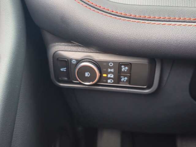 Used 2025 Ford Explorer ST AWD/4WD image 26