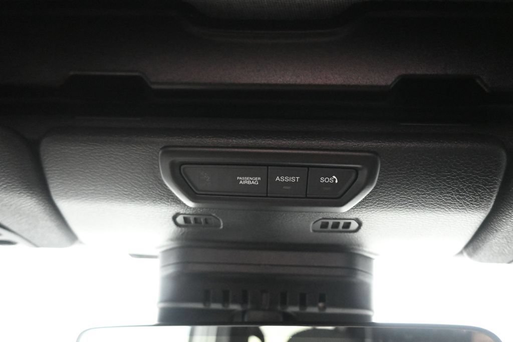 Used 2022 Jeep Gladiator Rubicon w/ LED Lighting Group AWD/4WD image 28