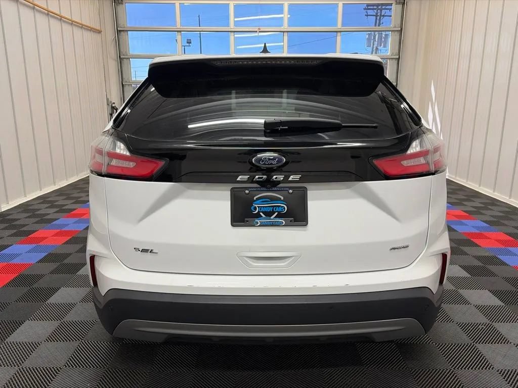 Used 2024 Ford Edge SEL AWD/4WD image 5