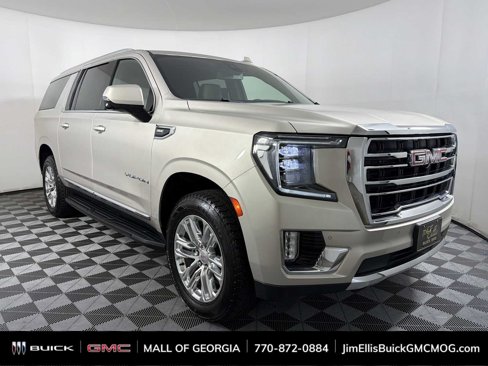 Used 2021 GMC Yukon XL SLT w/ SLT Luxury Plus Package