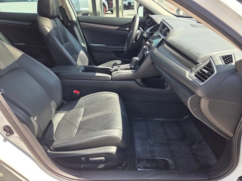 Used 2020 Honda Civic Touring image 15
