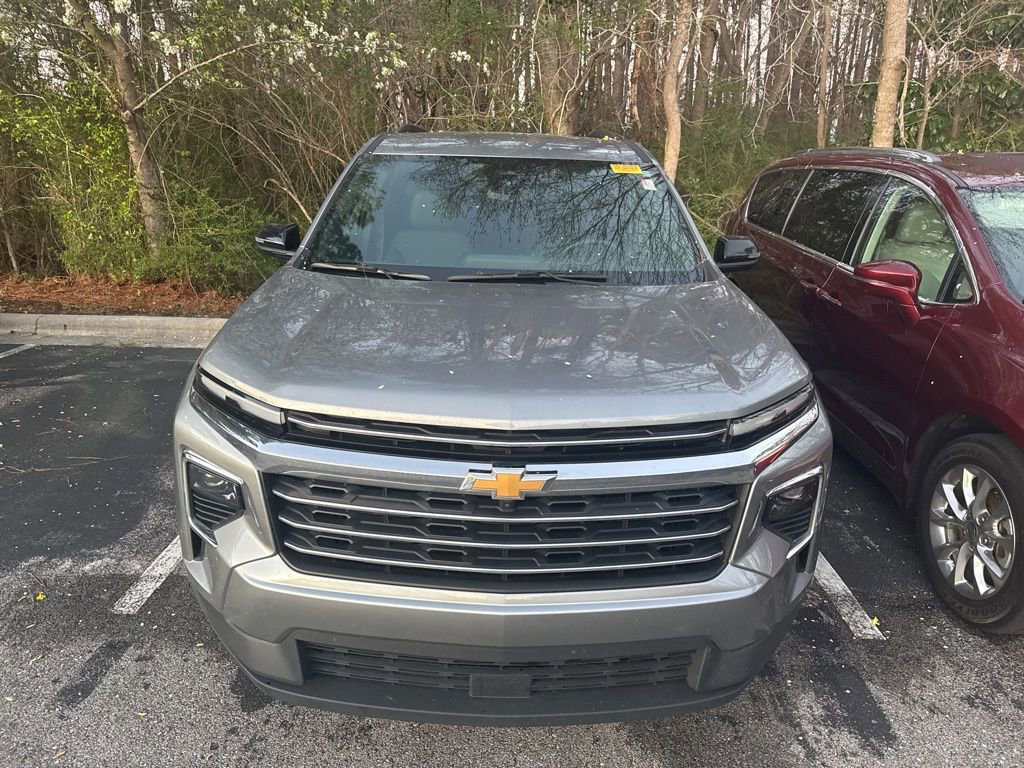 Used 2024 Chevrolet Traverse LT w/ Trailering Package image 8