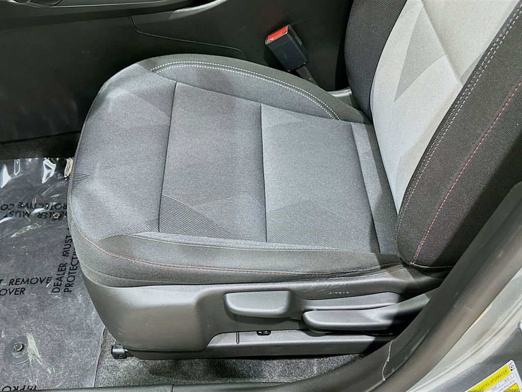 Certified 2026 Chevrolet Trax RS w/ Sunroof Package FWD image 20