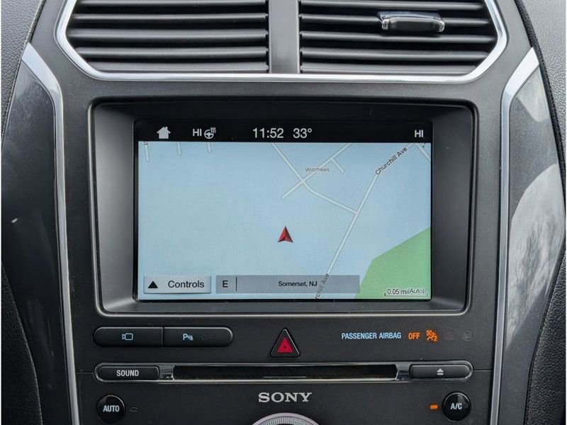 Used 2017 Ford Explorer Sport w/ Equipment Group 401A image 23