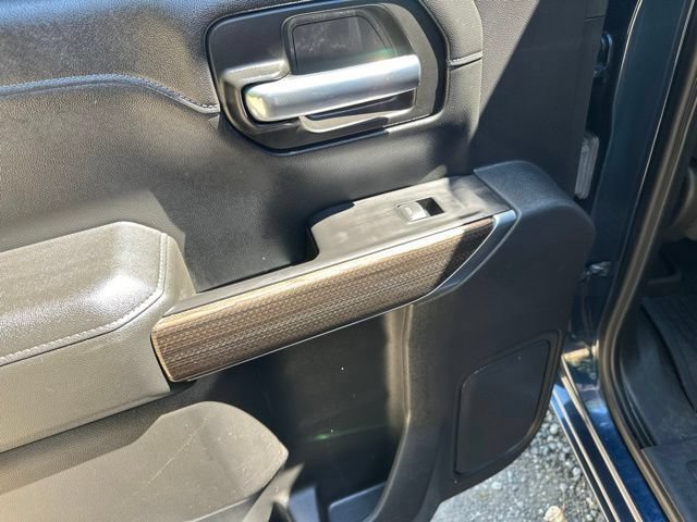 Used 2021 Chevrolet Silverado 1500 RST AWD/4WD image 16