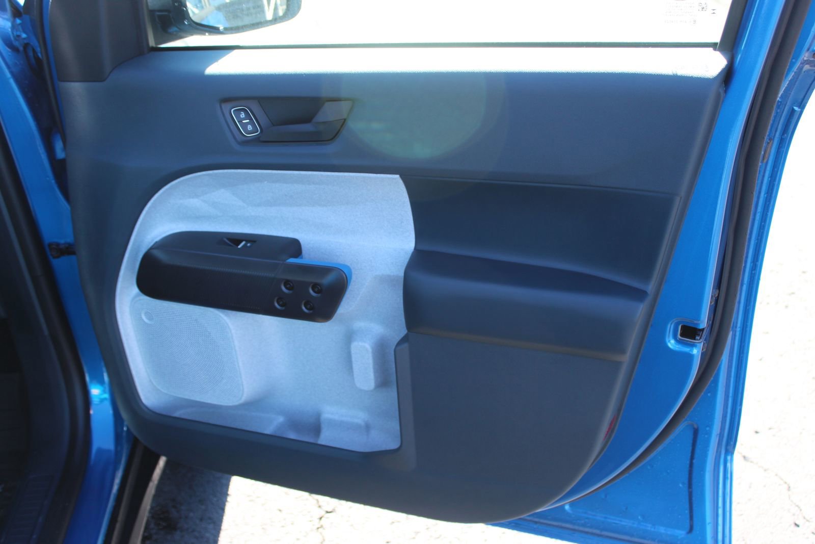 New 2025 Ford Maverick XLT w/ XLT Luxury Package image 12