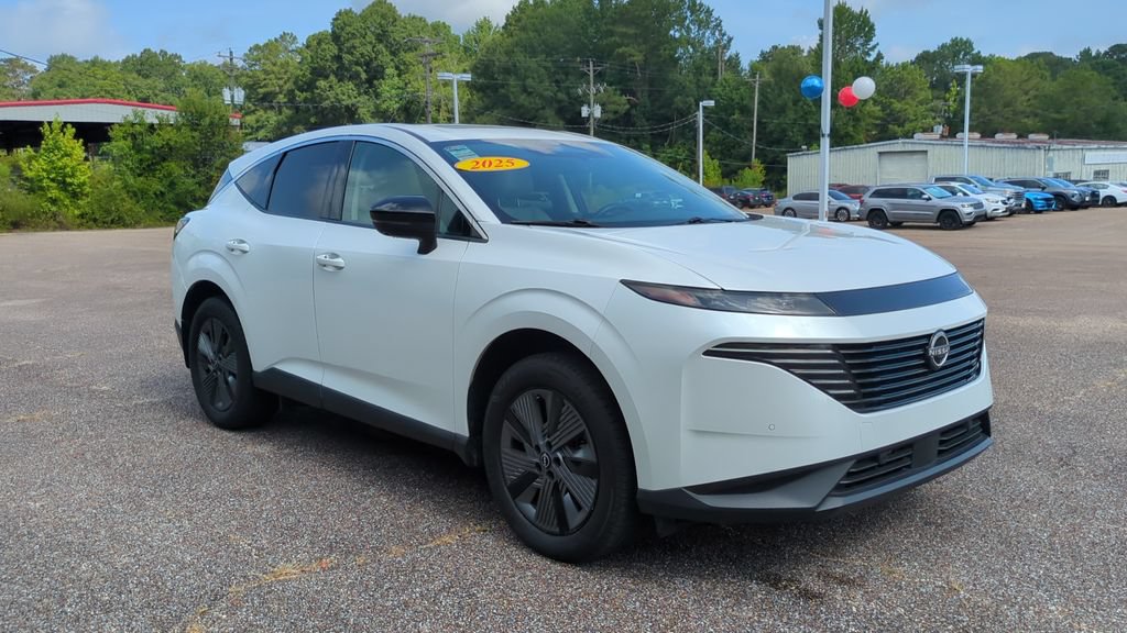 Used 2025 Nissan Murano SL AWD/4WD image 3