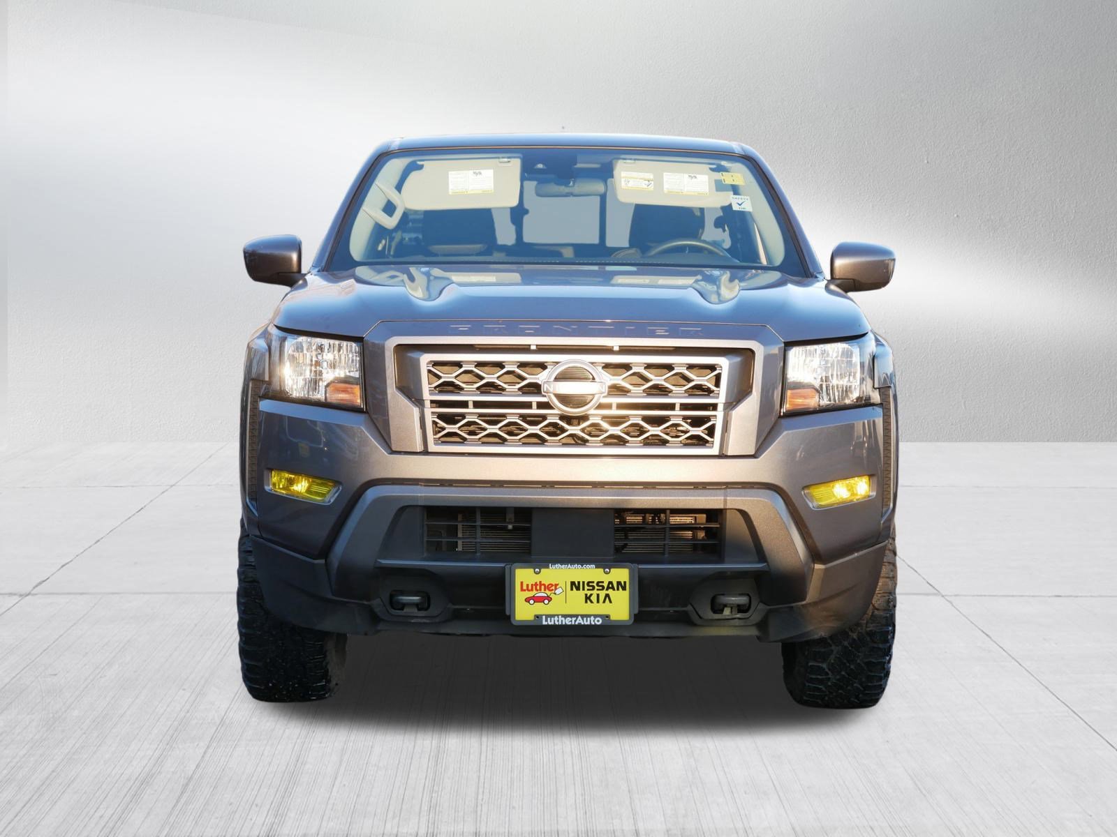 Certified 2024 Nissan Frontier SV w/ SV Convenience Package image 2