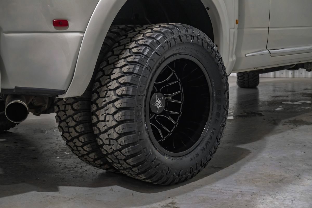 Used 2017 RAM 3500 Laramie Longhorn AWD/4WD image 58