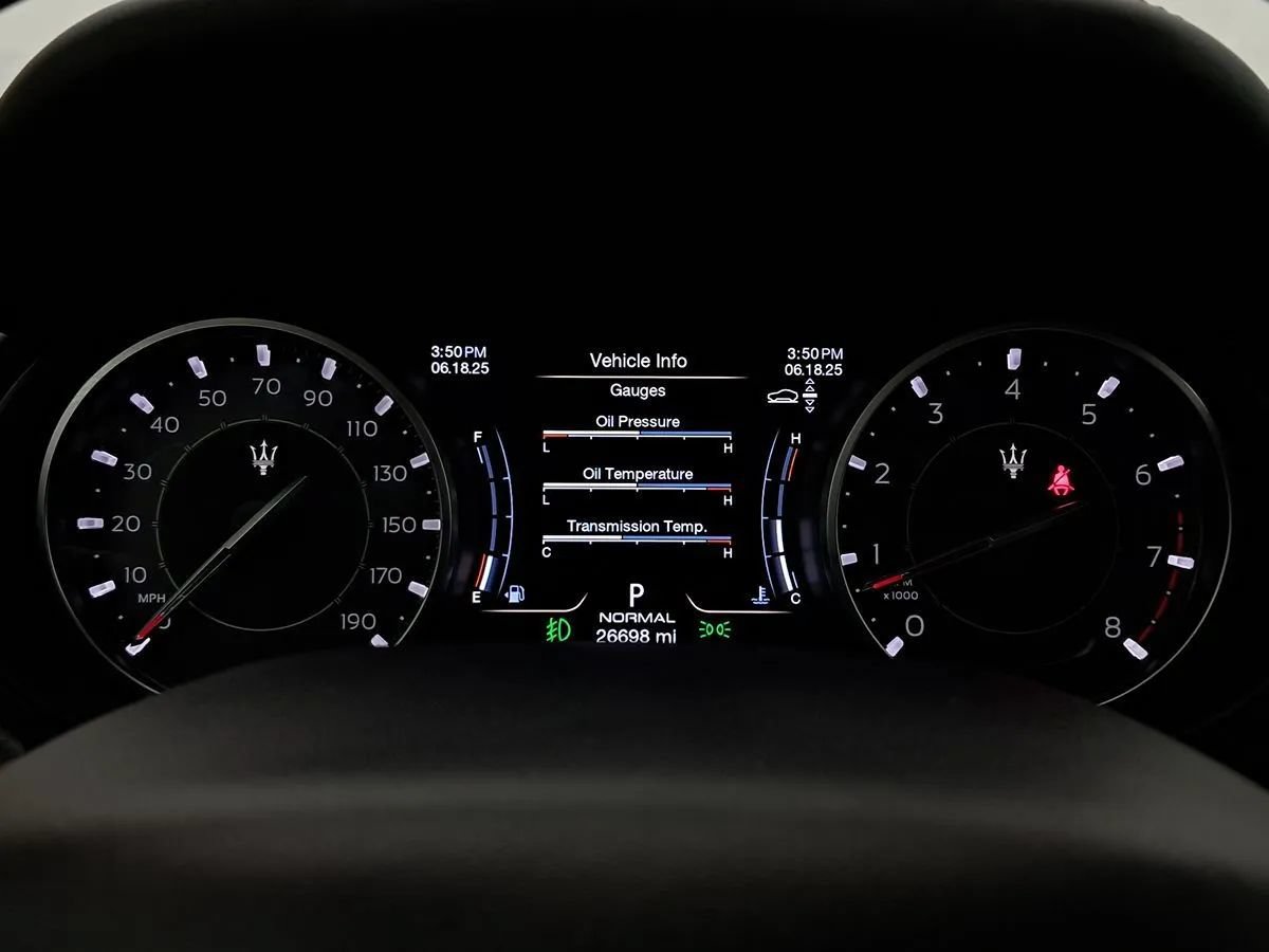 Used 2021 Maserati Levante S AWD/4WD image 9