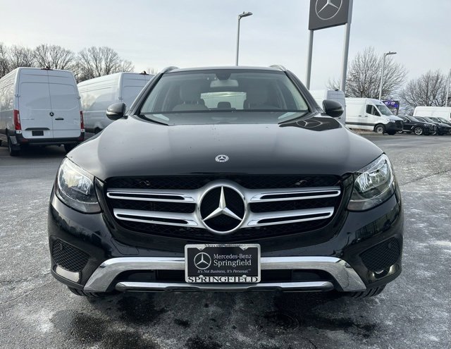 Used 2019 Mercedes-Benz GLC 300 4MATIC image 2