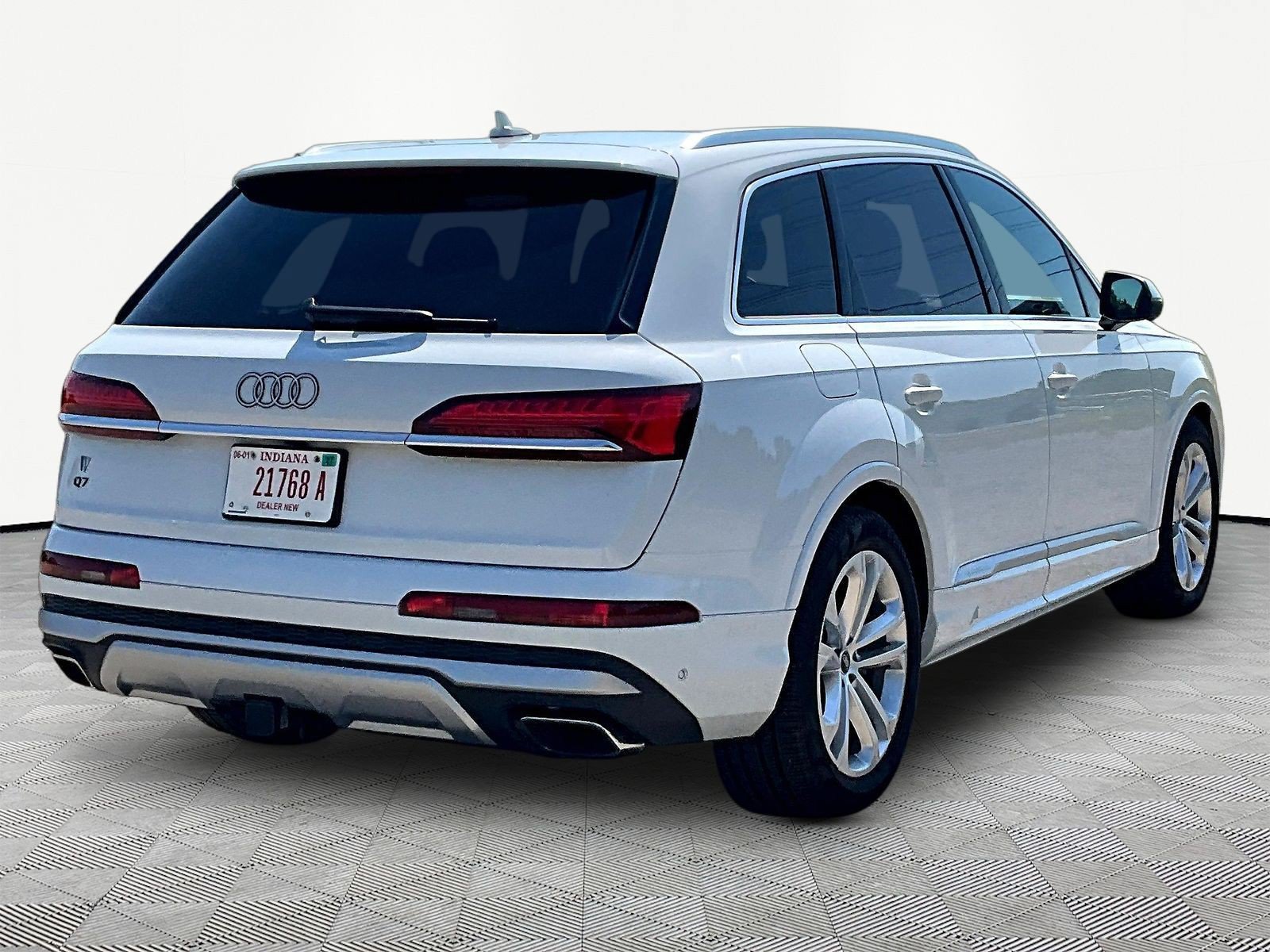 Used 2025 Audi Q7 3.0T Prestige AWD/4WD image 6