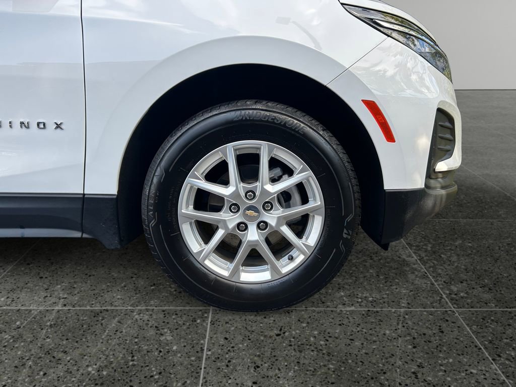 Used 2022 Chevrolet Equinox LS image 9