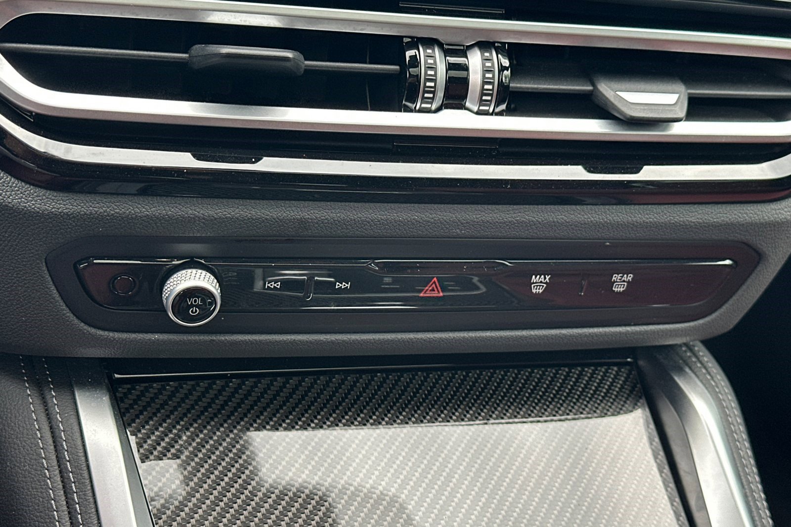 Certified 2024 BMW i4 M50 image 25