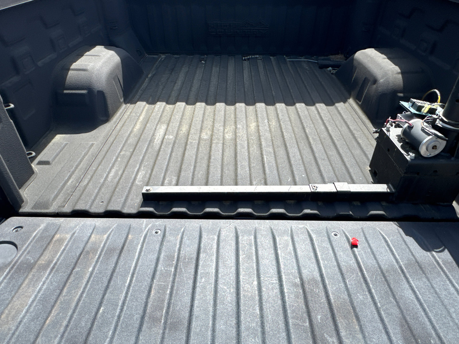 Used 2022 Chevrolet Silverado 1500 High Country w/ High Country Premium Package image 22