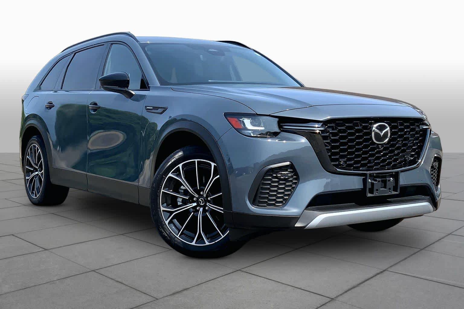 Certified 2025 MAZDA CX-70 Plug-In Hybrid w/ Premium Plus AWD/4WD image 3