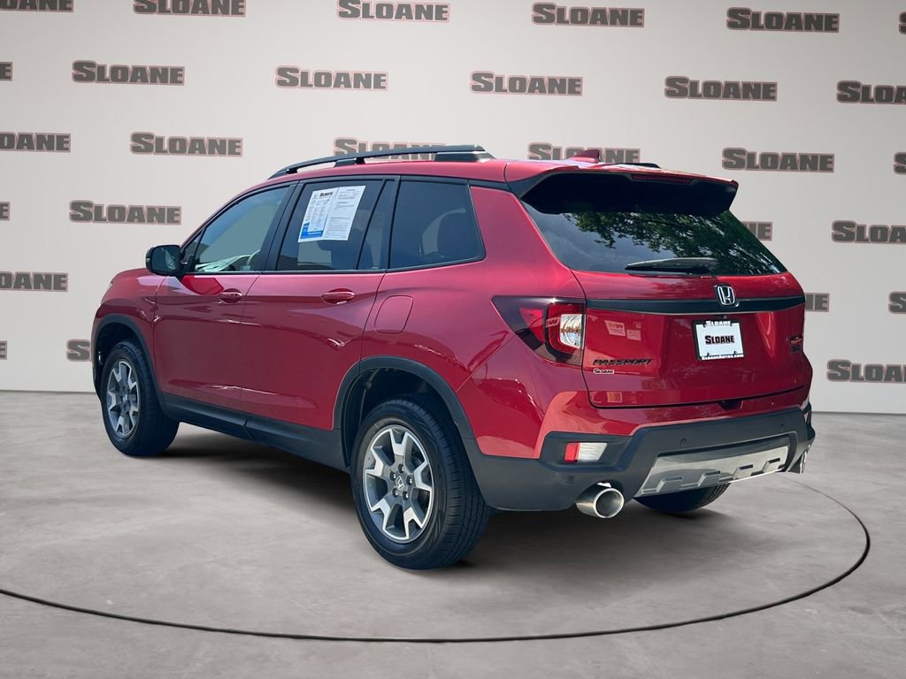 Used 2023 Honda Passport TrailSport image 3