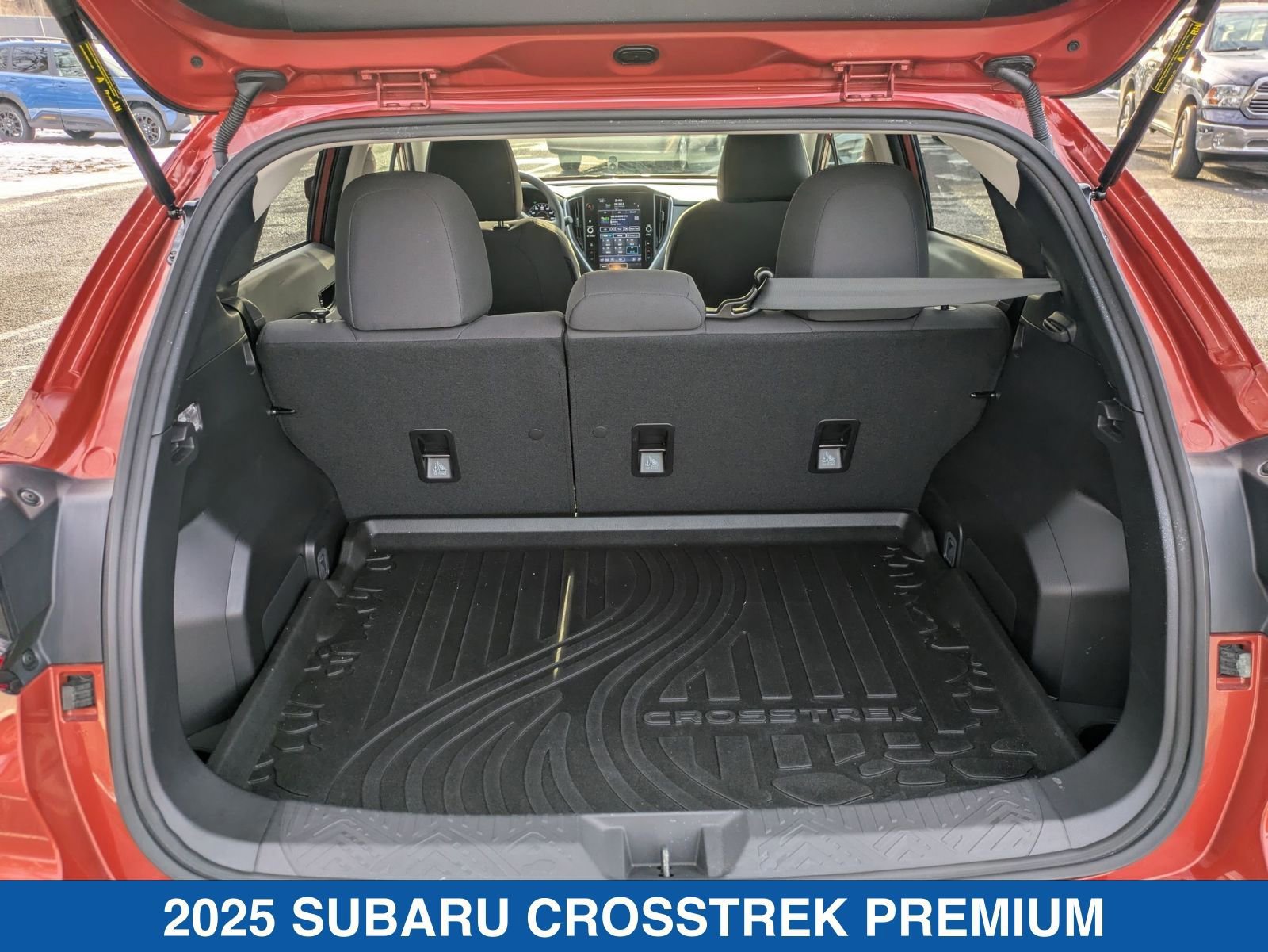 Certified 2025 Subaru Crosstrek 2.0i Premium image 32