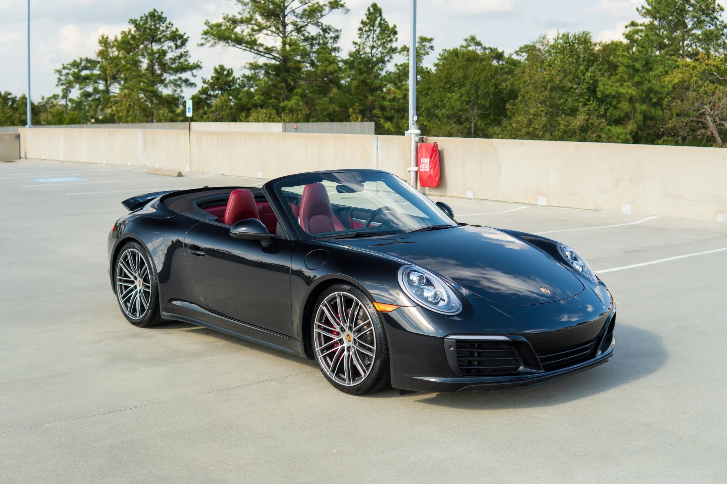 Used 2018 Porsche 911 Carrera 4S image 33