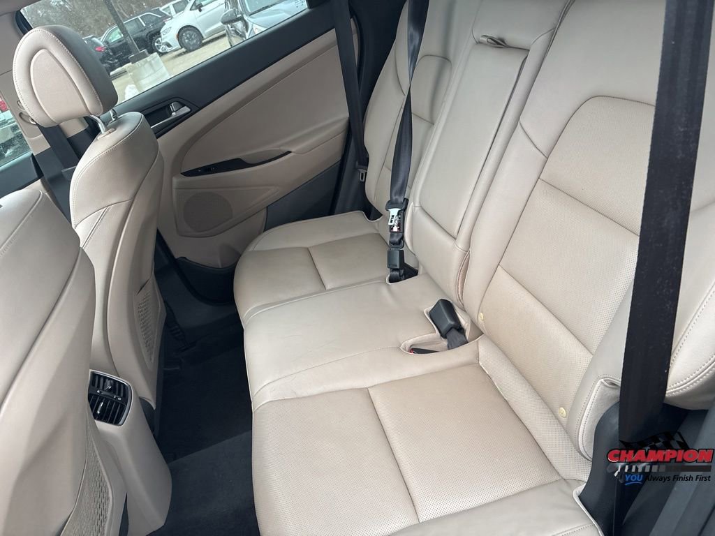 Used 2016 Hyundai Tucson Limited w/ Option Group 03 image 27