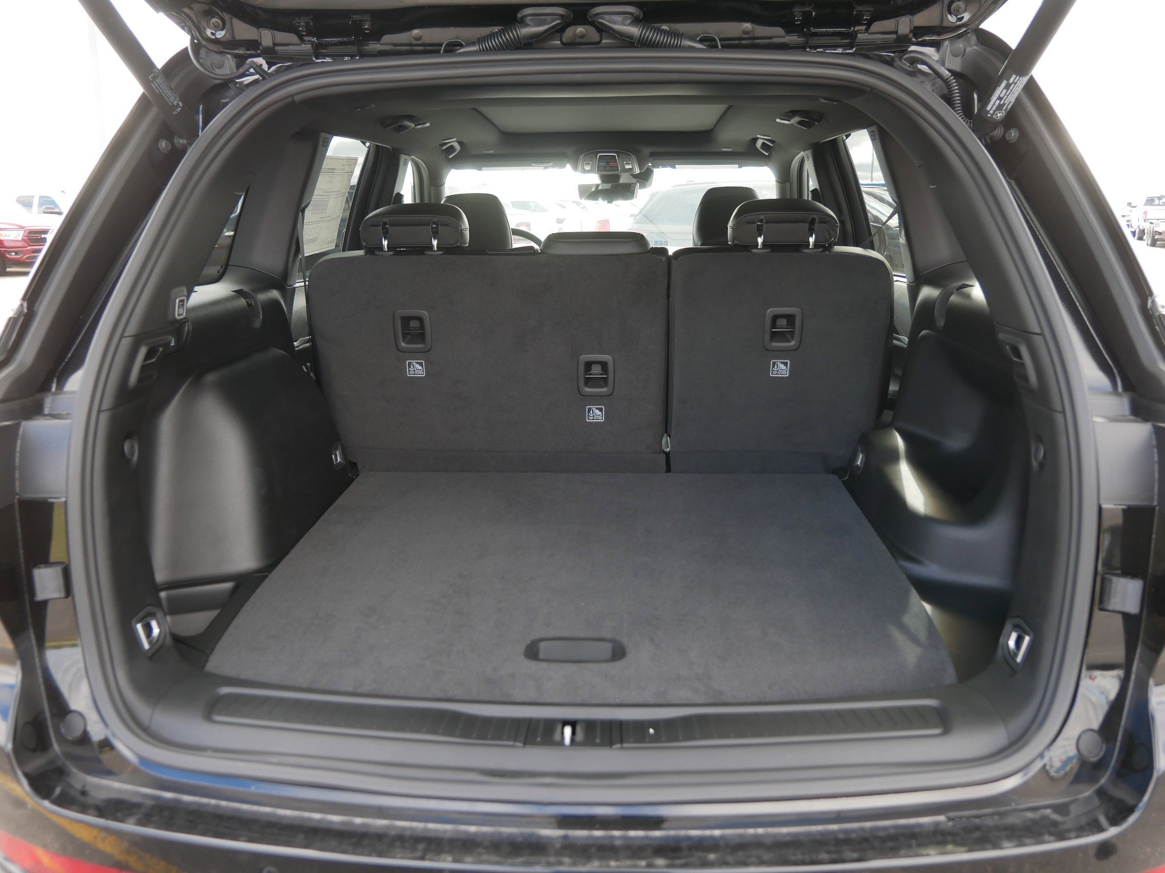 New 2025 Jeep Grand Cherokee Limited w/ Luxury Tech Group II image 5