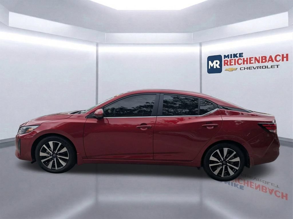 Used 2025 Nissan Sentra SV w/ SV Premium Package FWD image 6