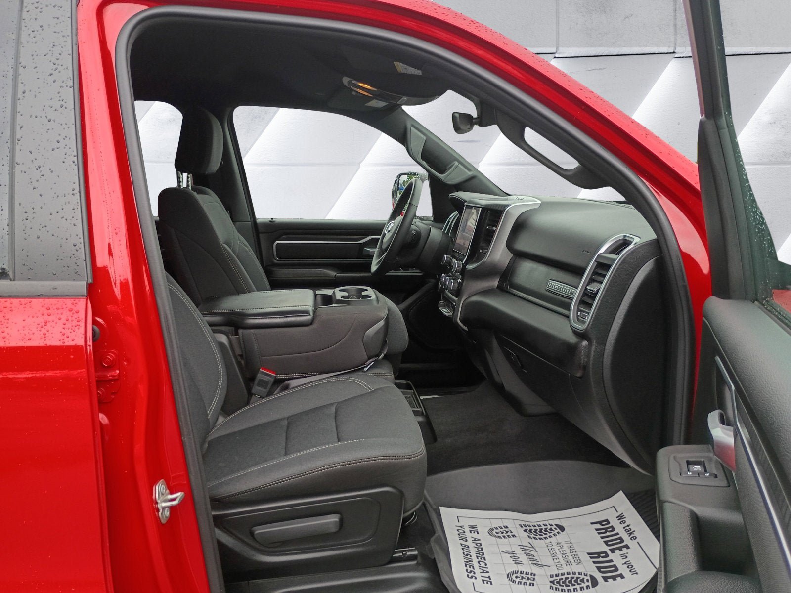 Used 2025 RAM 1500 Big Horn AWD/4WD image 16