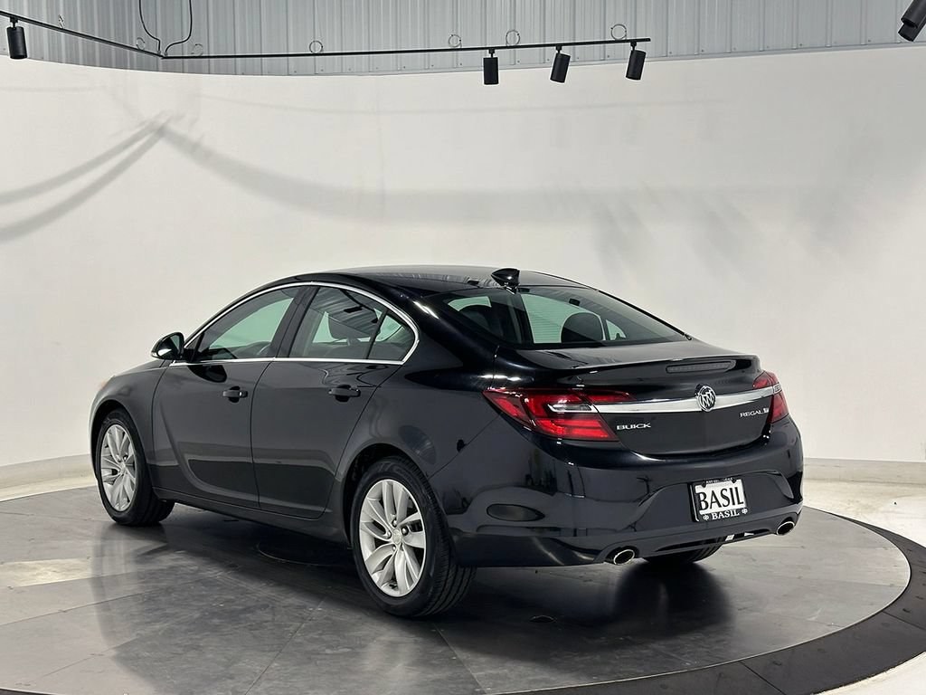 Used 2016 Buick Regal FWD image 13