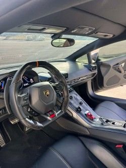 Used 2015 Lamborghini Huracan LP 610-4 image 17