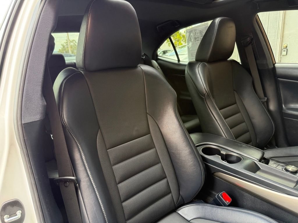 Used 2019 Lexus IS 300 F Sport w/ F Sport Package AWD/4WD image 17
