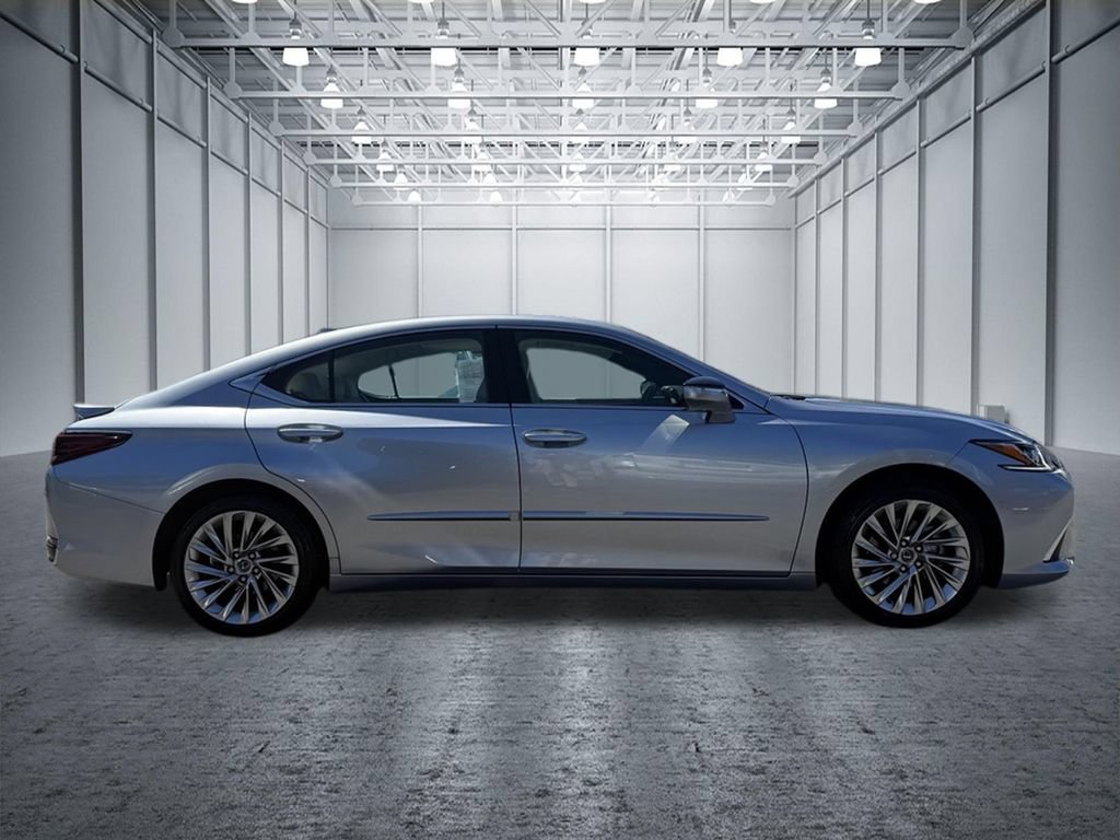 Used 2024 Lexus ES 300h w/ Premium Package FWD image 22