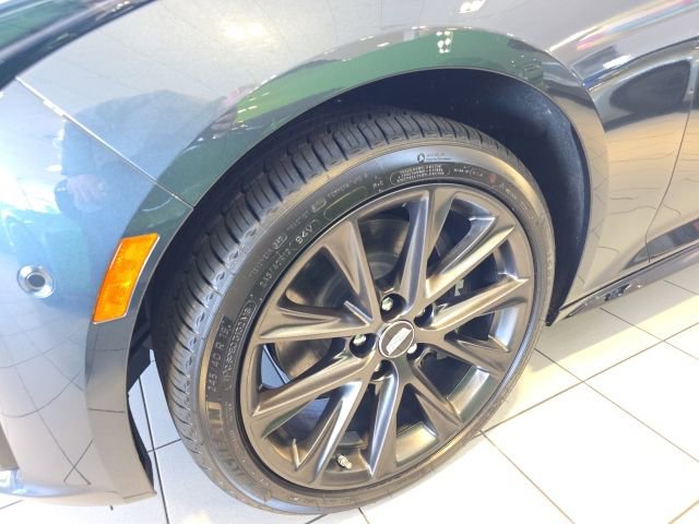 Used 2025 Cadillac CT5 V image 11