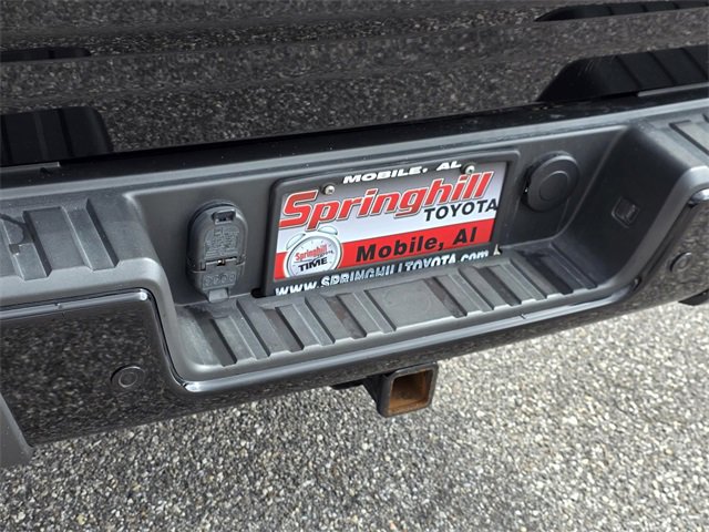 Used 2020 Chevrolet Colorado Z71 w/ Z71 Midnight Edition image 28