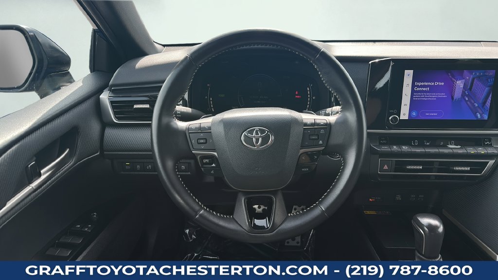 Used 2025 Toyota Camry SE FWD image 22