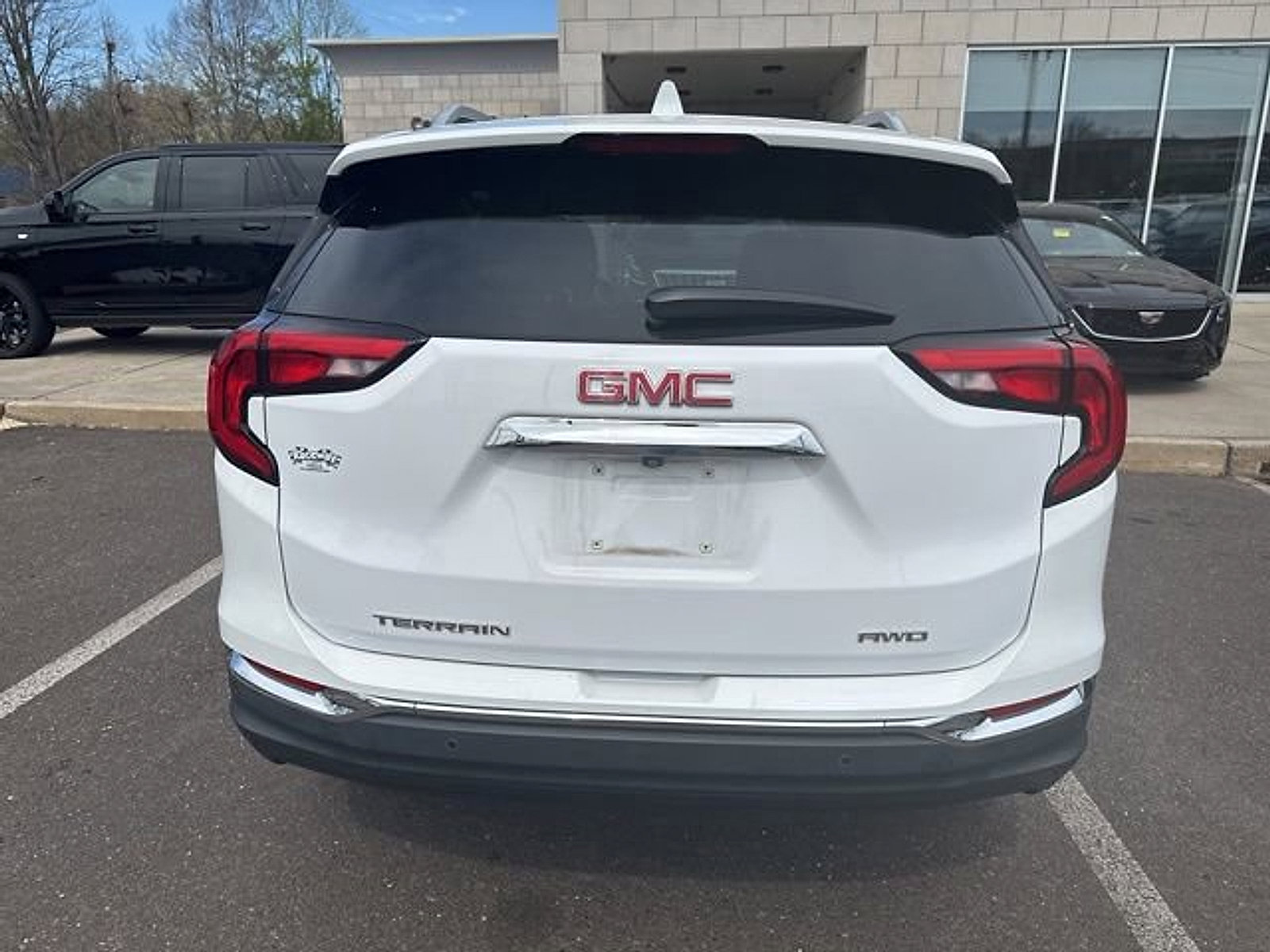Used 2021 GMC Terrain SLT AWD/4WD image 4