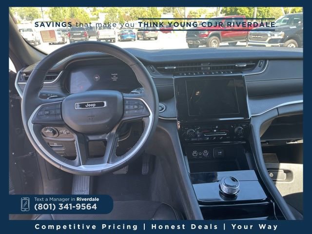Used 2023 Jeep Grand Cherokee Altitude image 18