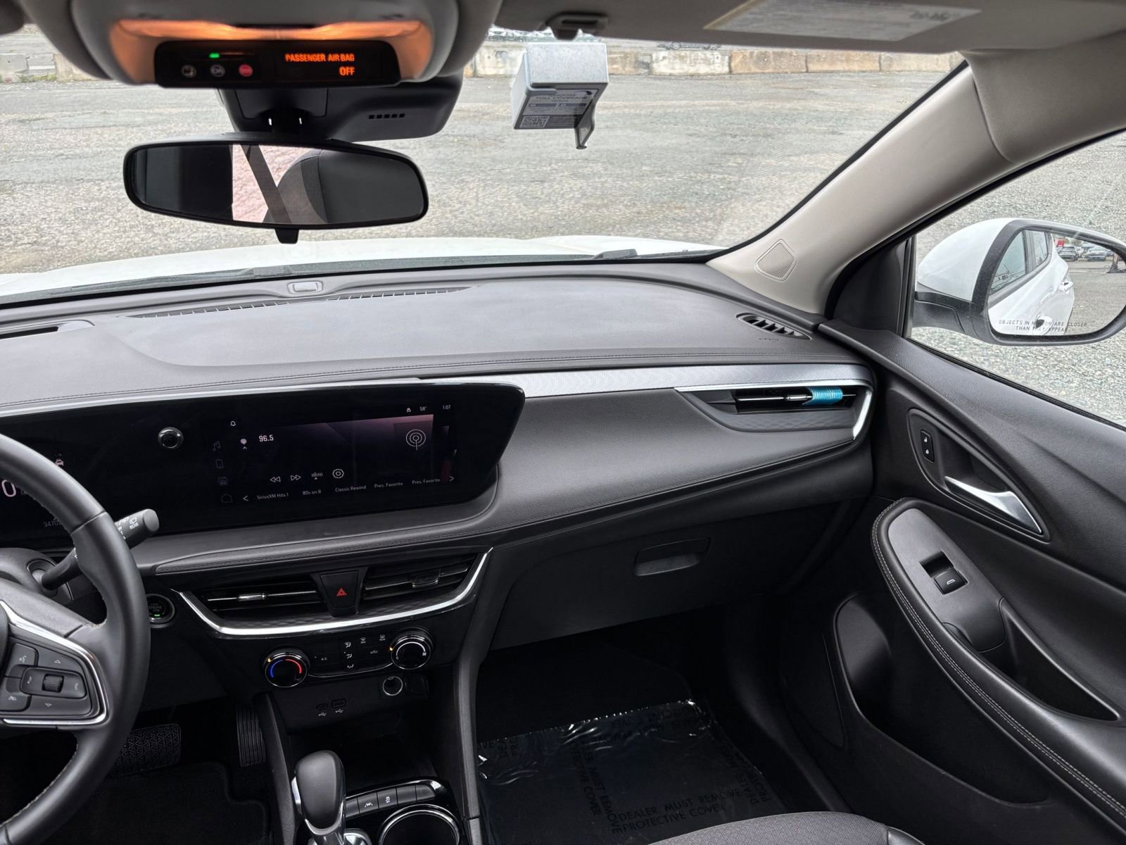 Used 2025 Buick Encore GX Preferred FWD image 31