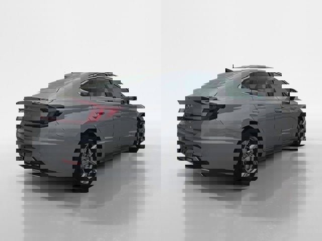 Used 2021 Hyundai Sonata SE image 3