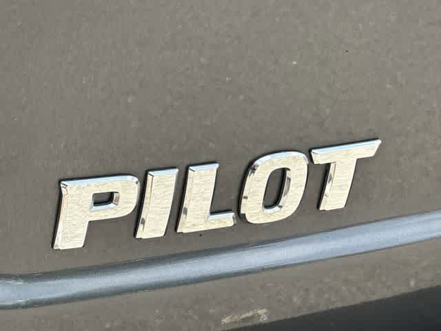 Used 2015 Honda Pilot SE image 16
